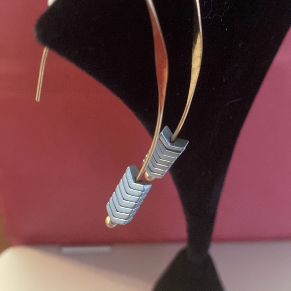 🆕NIP:Metallic Silver Arrow Southwestern/BOHO Earrings - Picture 4 of 6